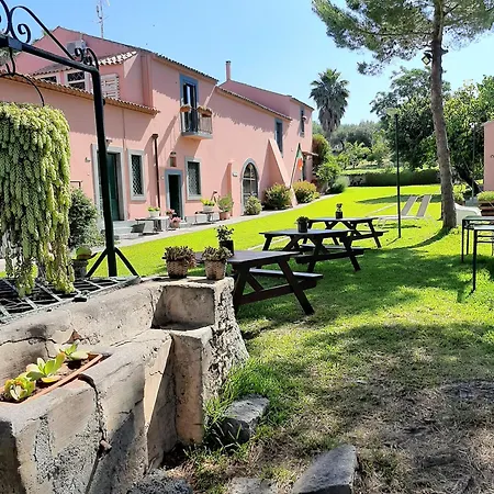 Terre Del Cardinale Country * Κατάνια