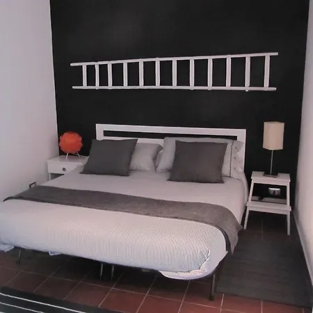 Terre Del Cardinale Country *